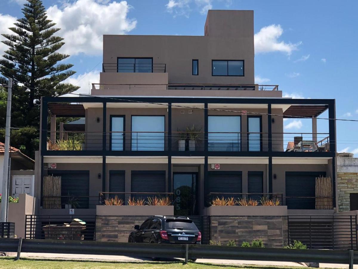 Departamentos Frente A La Playa Faro Vistas Del Sur Apartman Mar del Plata Kültér fotó